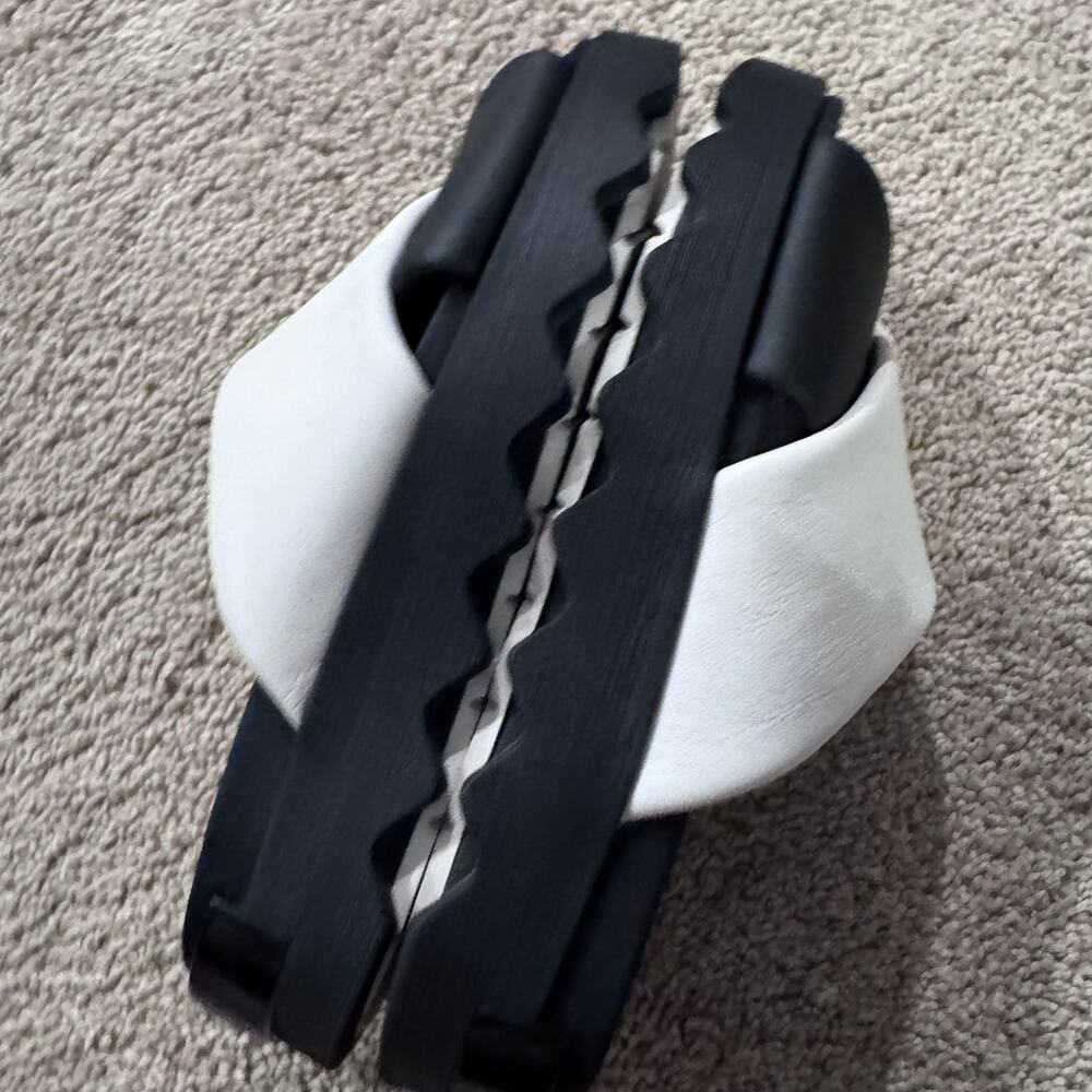 Sorel VIIBE Crisscross Slide Sandals Black Sea Salt White Women's Size 6 Easy On - Picture 7 of 10